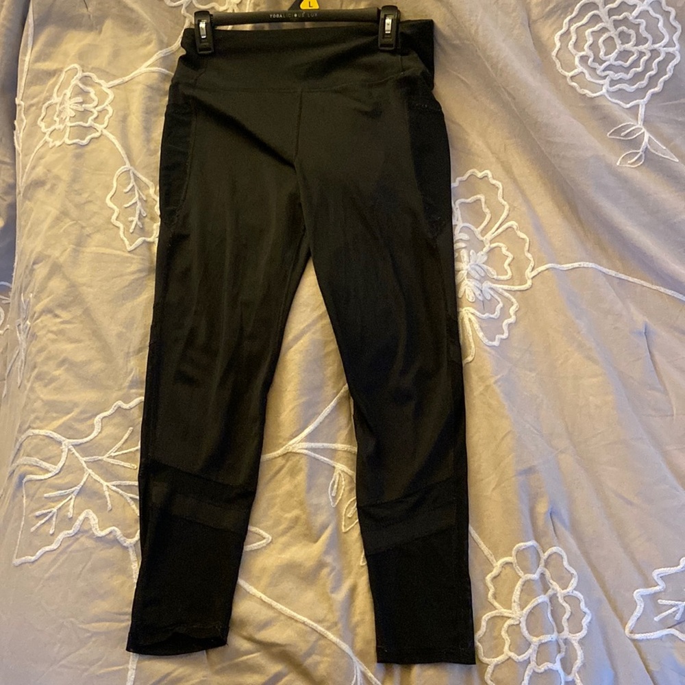 A sporty black Adrienne Vittadini | Size large |